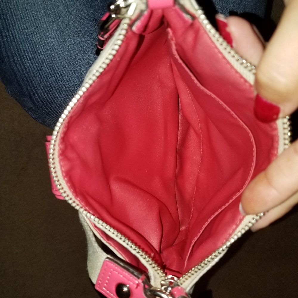 Coach Metallic Swingpack - Picture 5 of 8